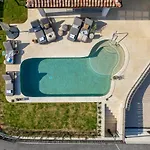 Leucolea With Pool Villa