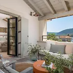 Villa Leucolea With Pool Cres