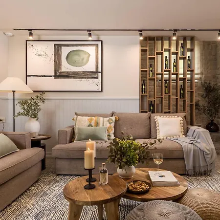 Leucolea With Pool Cres