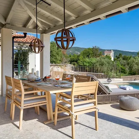 Leucolea With Pool Cres