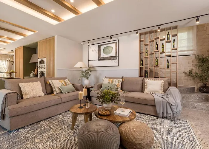 Leucolea With Pool *