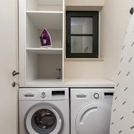 Leucolea With Pool Villa *