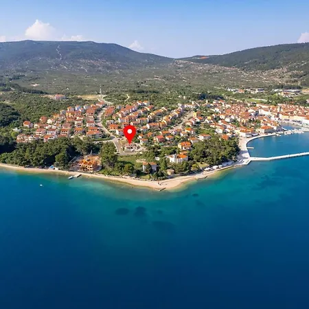 Villa Leucolea With Pool Cres